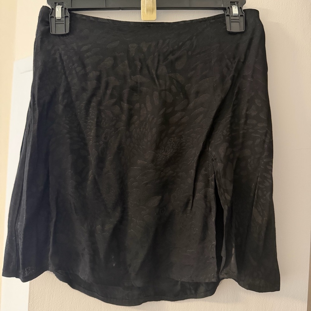 Skylar + Madison Black Mini A-Line Jacquard Skirt